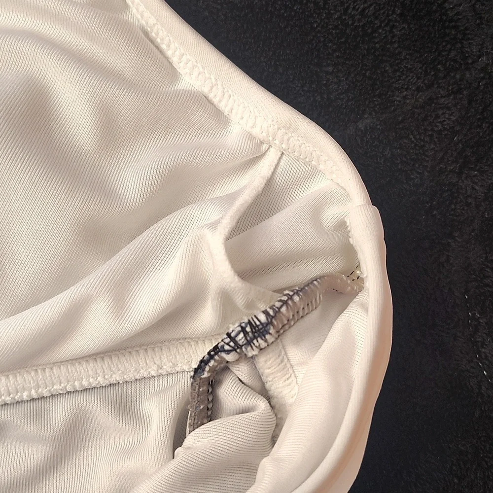 Colorblock One-Piece Swimsuit CUPSHE SWIMWEAR ONE-PIECE - Picture 13 of 13